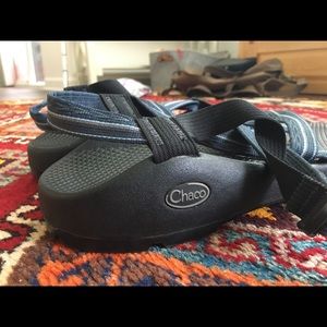 Chaco Men’s 9 Z/2 Sandals , Navy Blue webbing